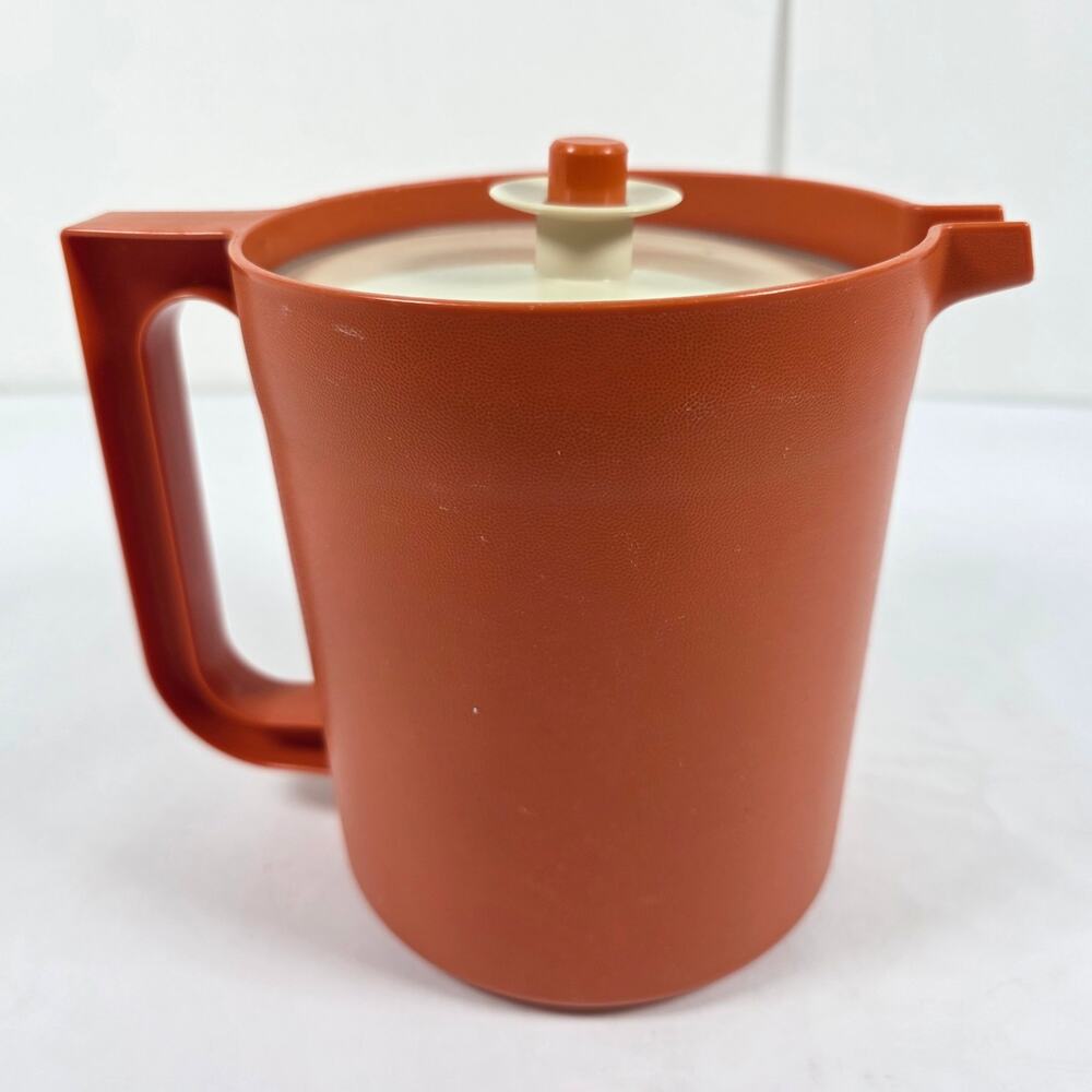 Vintage Tupperware Pitcher Harvest Orange 1.5 Quart 1575 with Push Button Lid